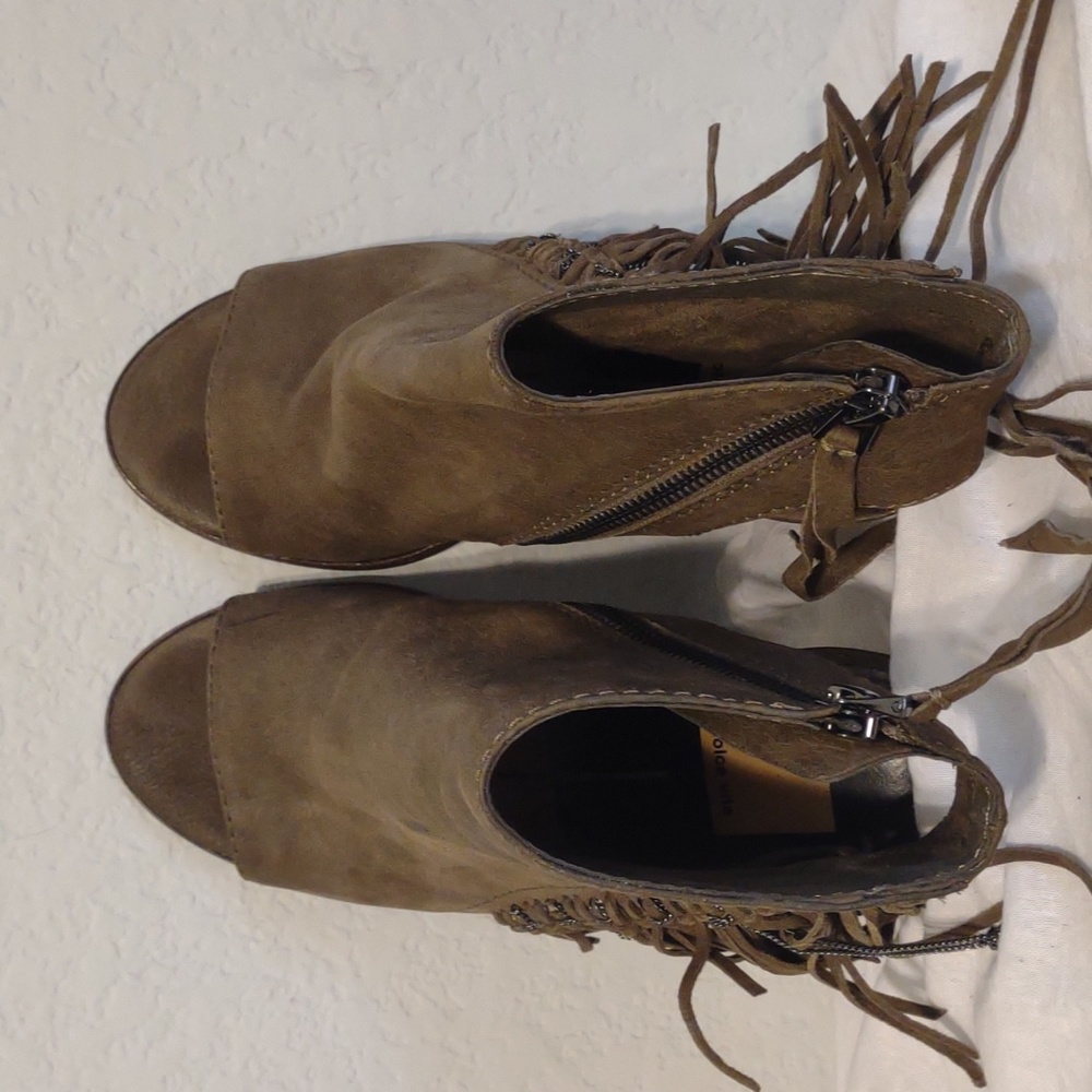 Dolce Vita Noralee Ankle Boots in Olive Nubuck. Size 7.5 EUC - Picture 6 of 15